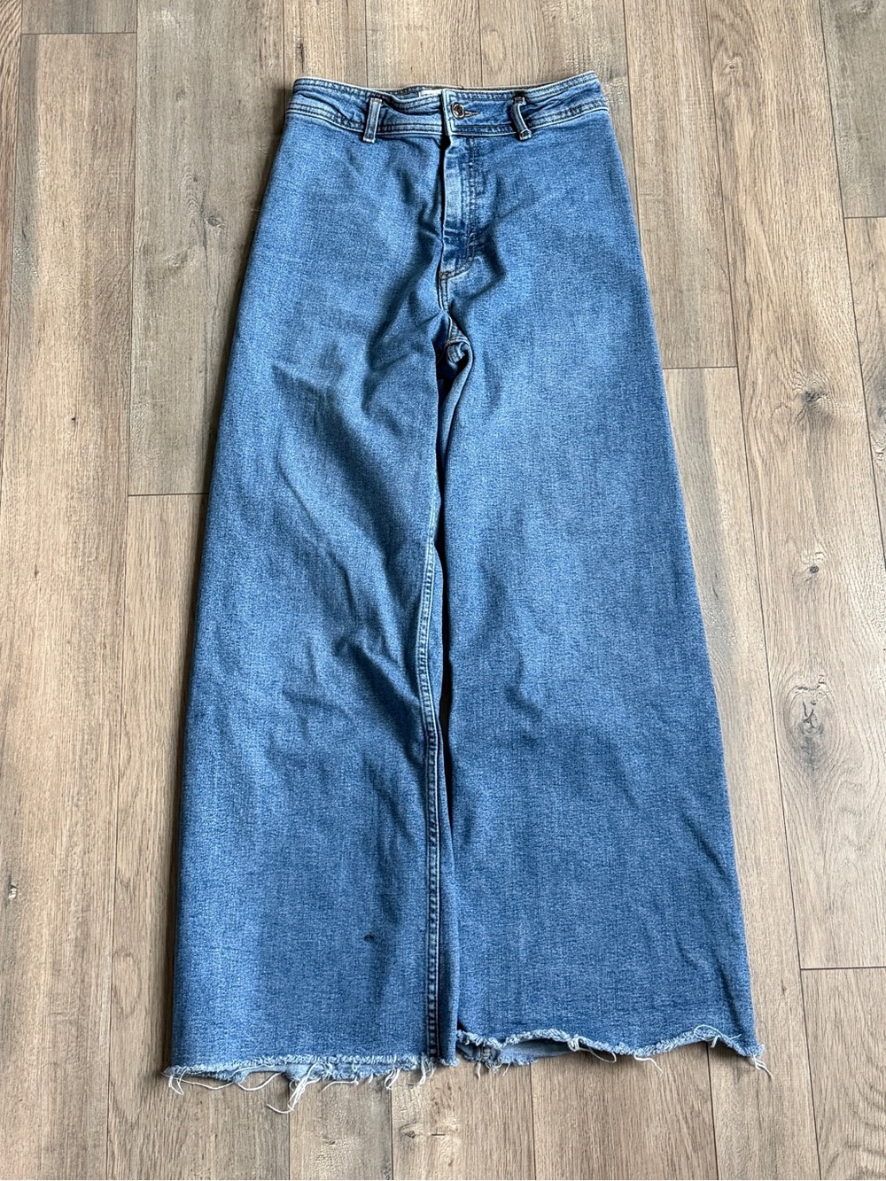 Zara High-Rise Wide Leg Blue Denim Jeans Size 8